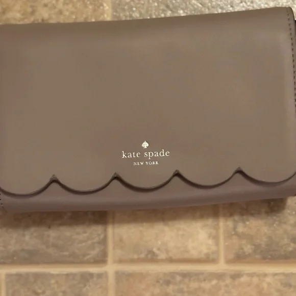 KATE SPADE  purse WITH strap! NWT - Picture 5 of 9